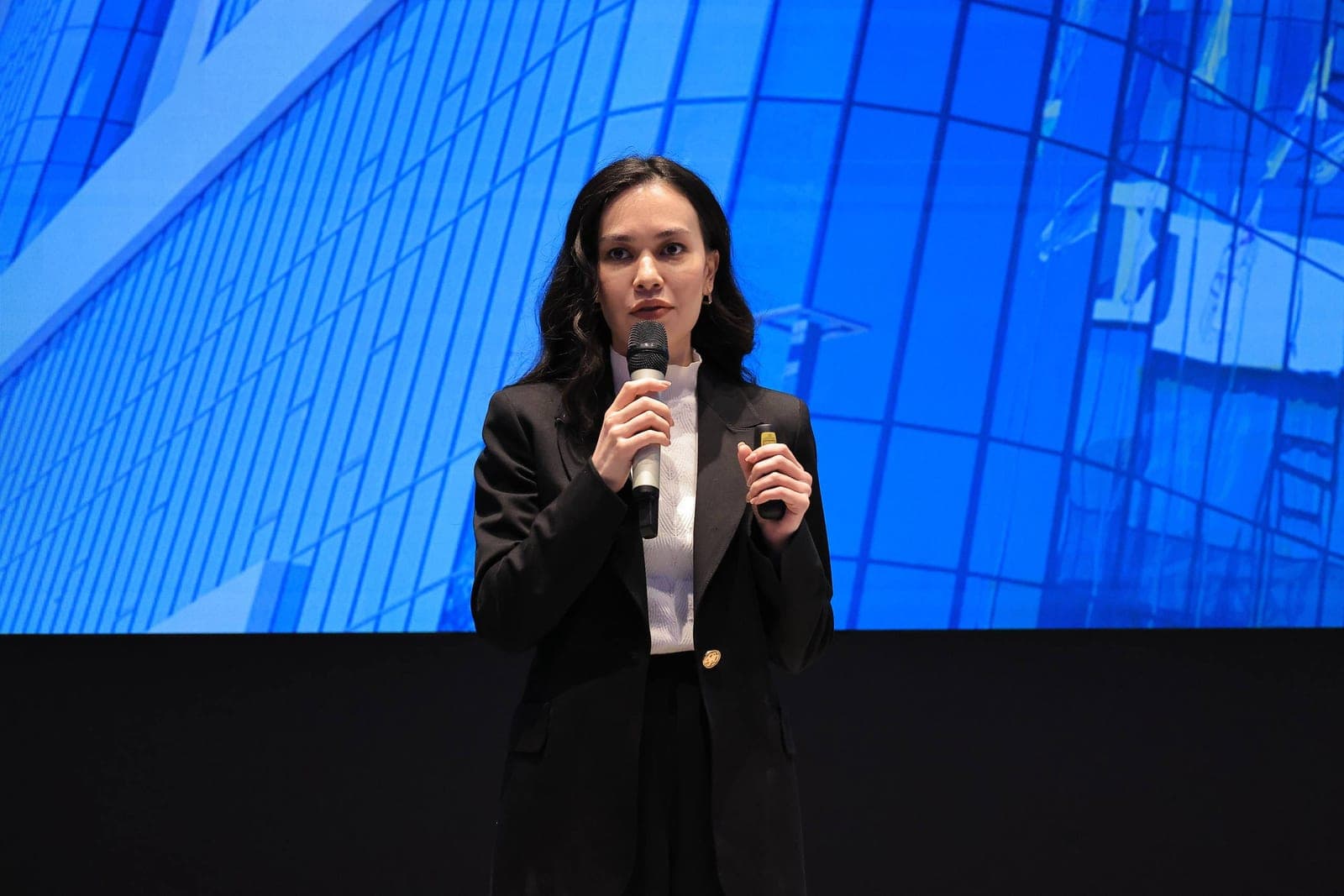Xalqaro AI Konferensiyasi — 5